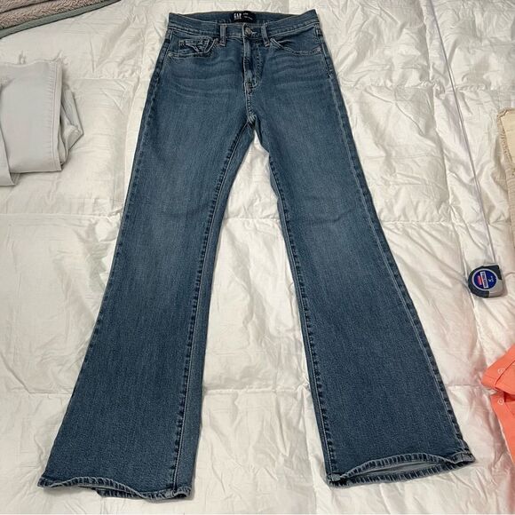 Gap 70s Flare Jeans with 30” inseam, 10” rise & 13.5” waist size 6/28- EUC! - Picture 11 of 12